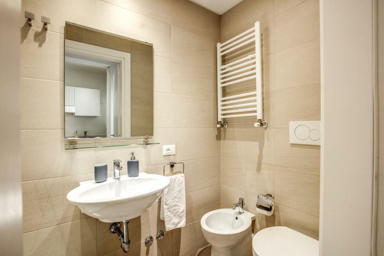 Colosseo Suite Apartment Rome Exterior photo